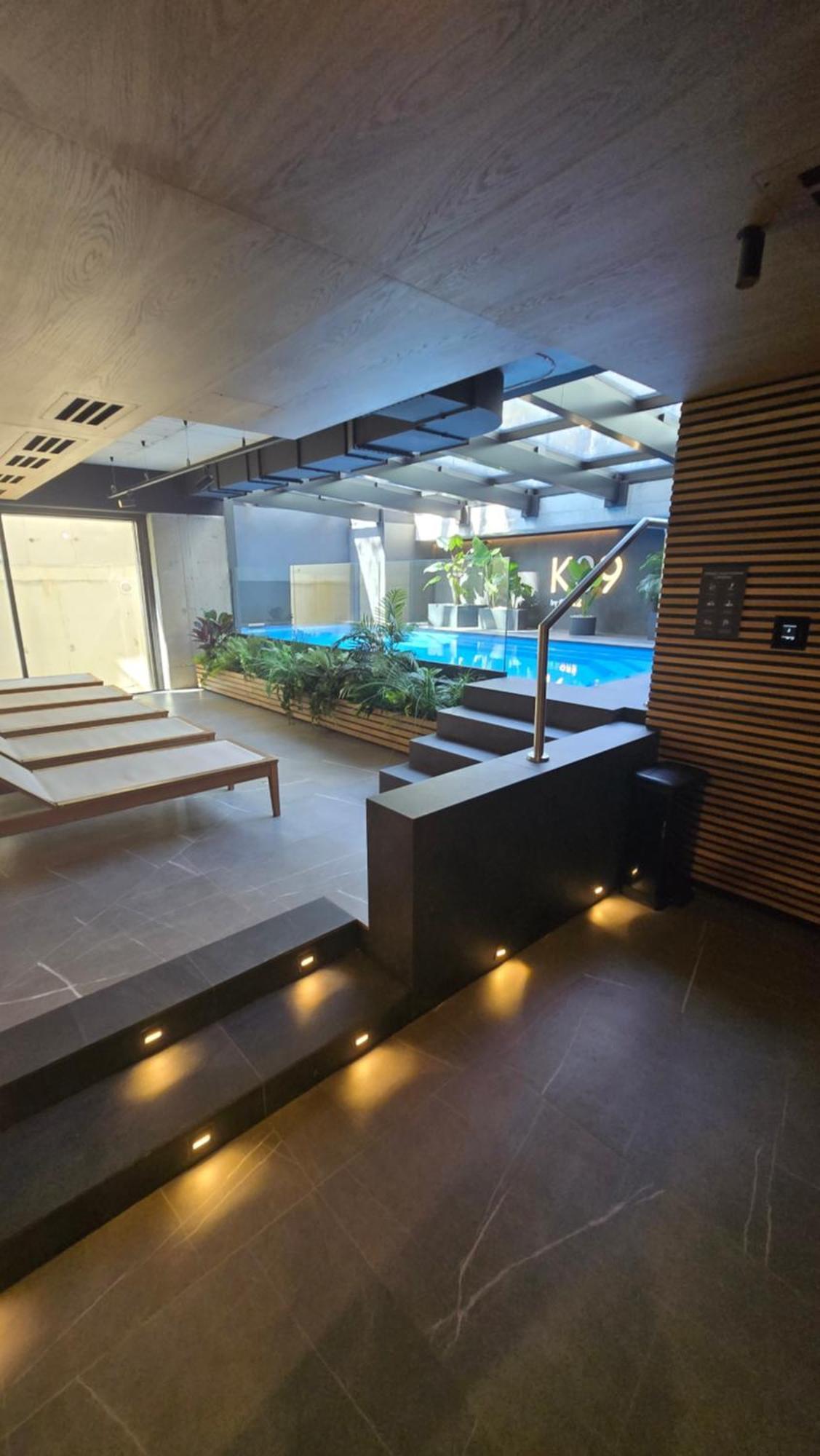 Luxury Spa City Center Apartments, Pool & Sauna & Gym & Self Check In 24 H & Free Parking คราคูฟ ภายนอก รูปภาพ